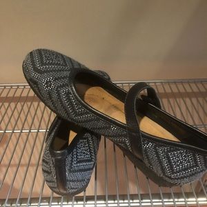 Flats made for city streets and country roads.